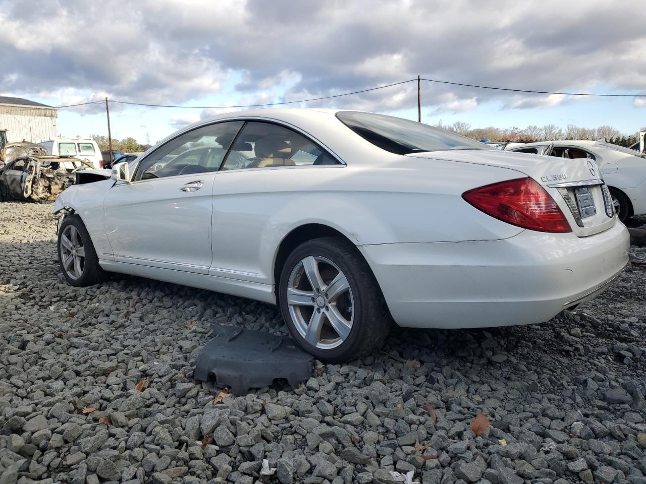 2013 Mercedes-benz Cl 550 4matic White vin: WDDEJ9EB0DA030736
