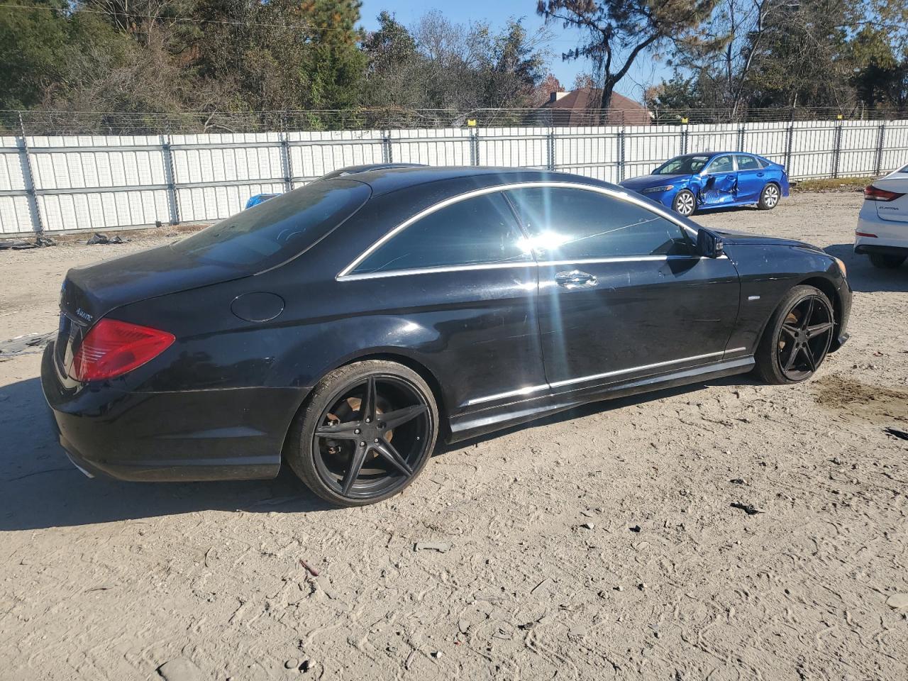 2011 Mercedes-benz Cl 550 4matic Черный vin: WDDEJ9EB2BA026779