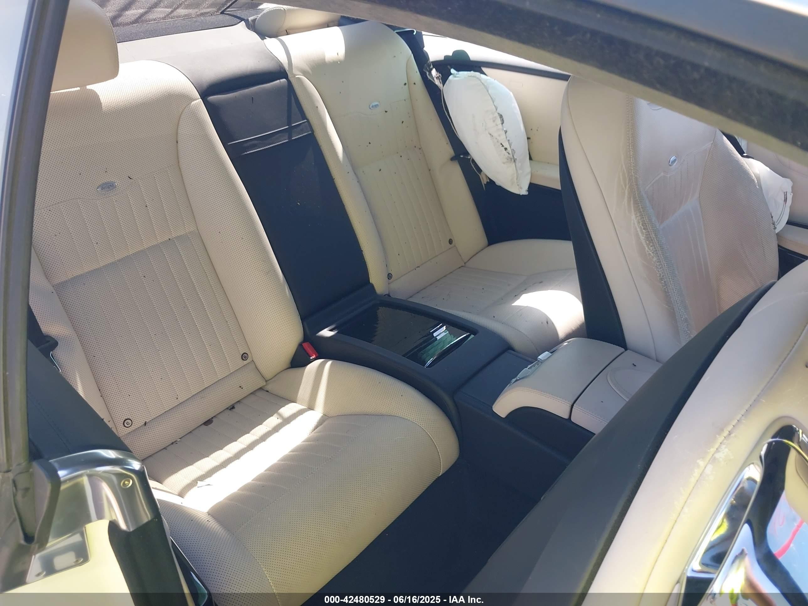 2012 Mercedes-benz Cl 550 4matic White vin: WDDEJ9EB3CA028686