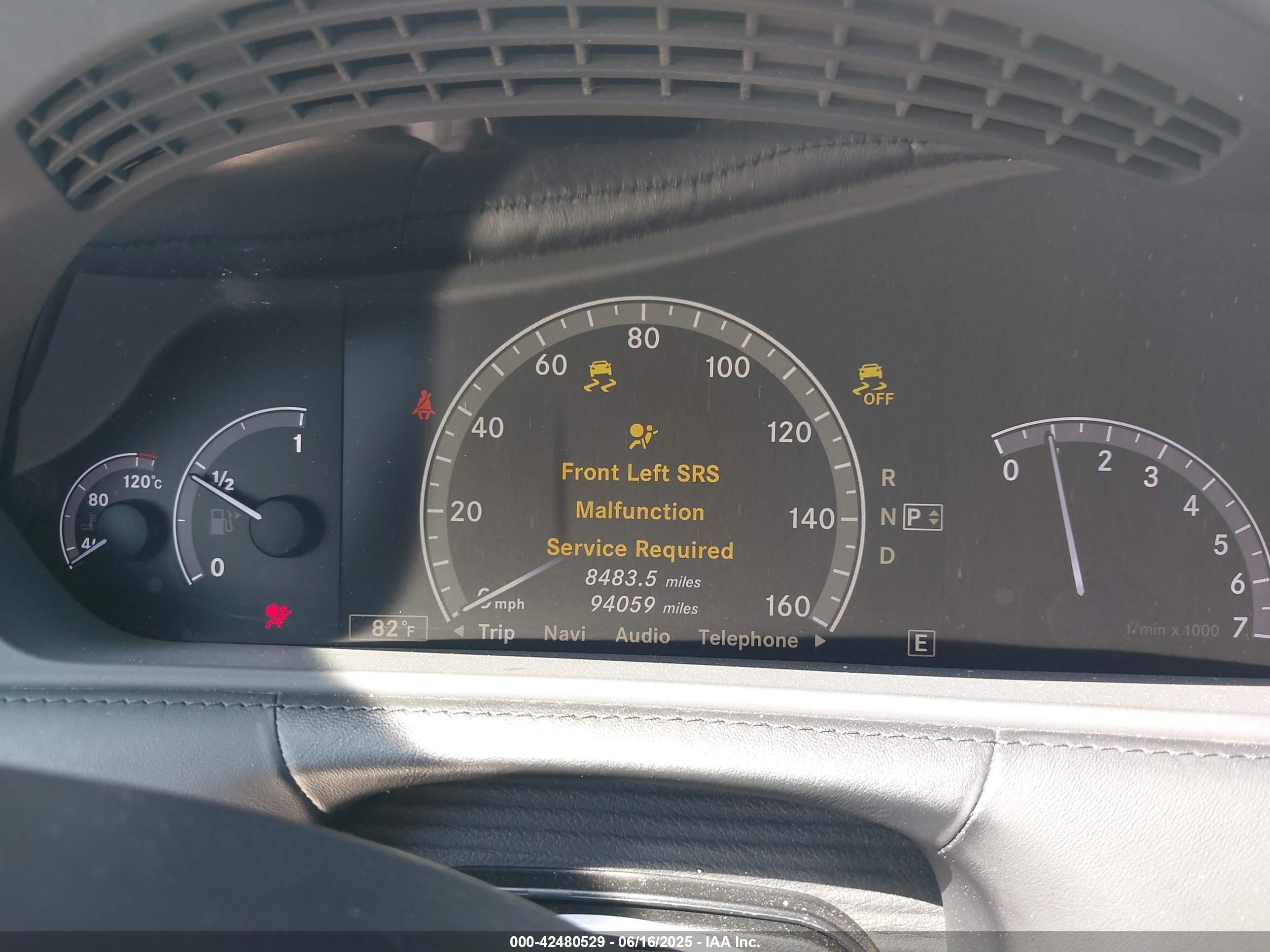 2012 Mercedes-benz Cl 550 4matic White vin: WDDEJ9EB3CA028686