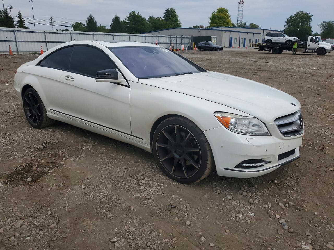 2013 Mercedes-benz Cl 550 4matic White vin: WDDEJ9EB7DA031513