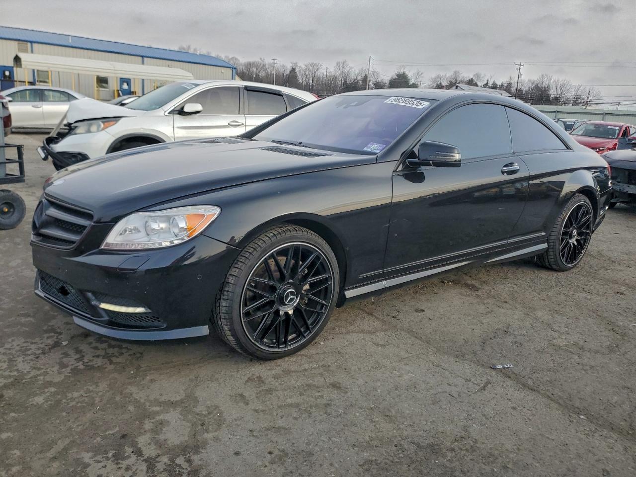 2011 Mercedes-benz Cl 550 4matic Черный vin: WDDEJ9EB9BA026519