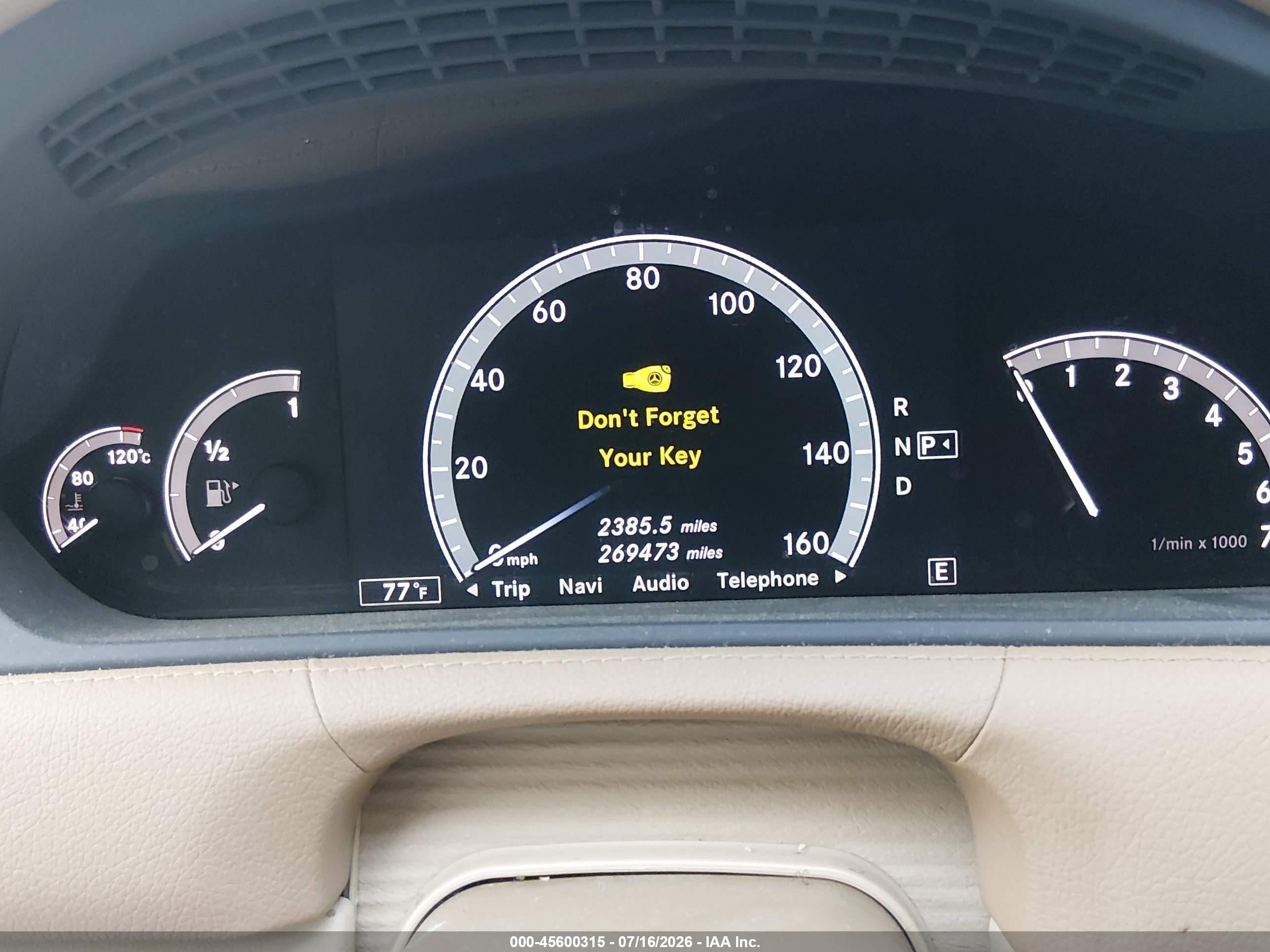 2011 Mercedes-benz Cl 550 4matic White vin: WDDEJ9EB9BA027203