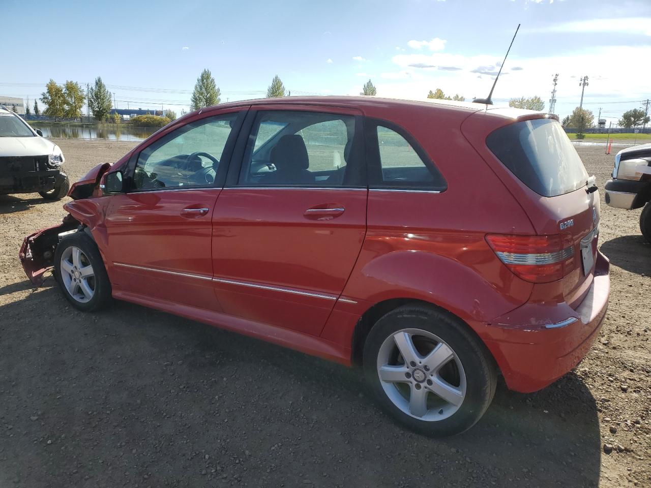 2008 Mercedes-benz B200 Red vin: WDDFH33X08J375671