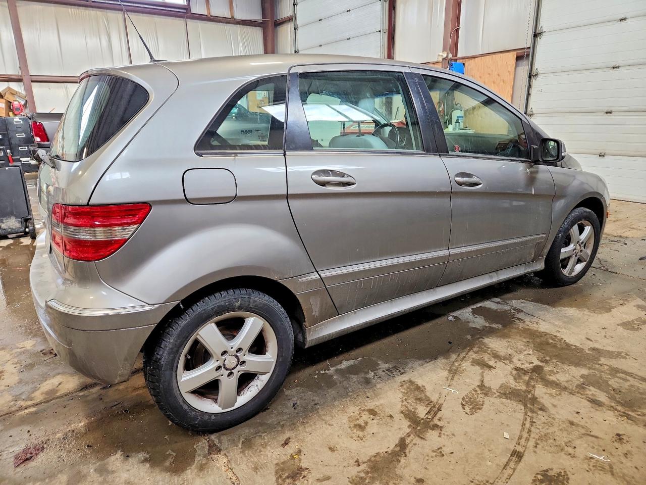 2008 Mercedes-benz B200 Silver vin: WDDFH33X18J351167