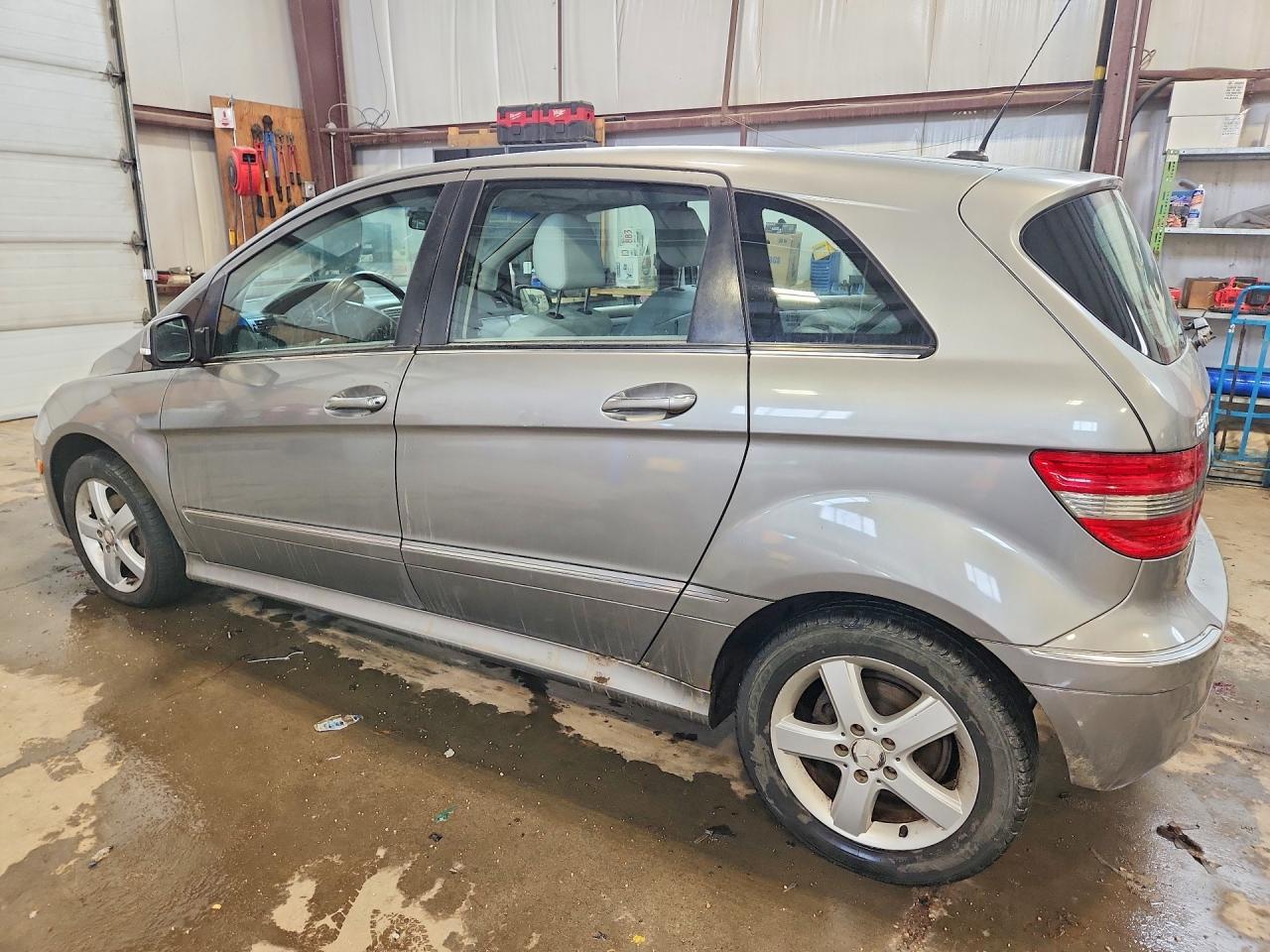 2008 Mercedes-benz B200 Silver vin: WDDFH33X18J351167