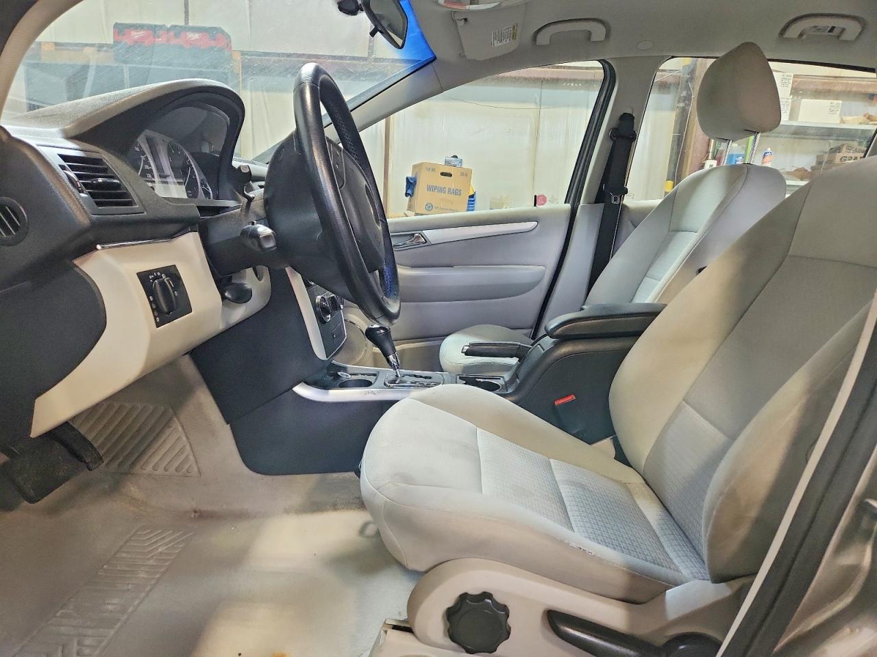 2008 Mercedes-benz B200 Silver vin: WDDFH33X18J351167
