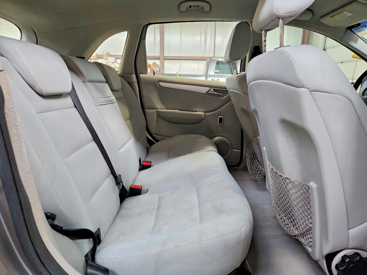 2008 Mercedes-benz B200 Silver vin: WDDFH33X18J351167