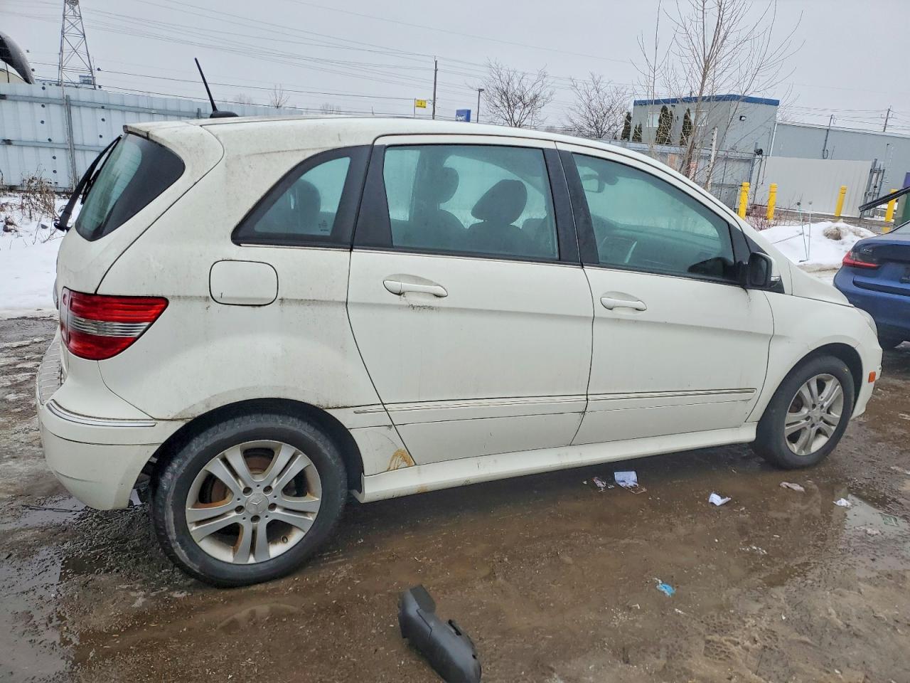 2009 Mercedes Benz B200 Белый vin: WDDFH33XX9J479960