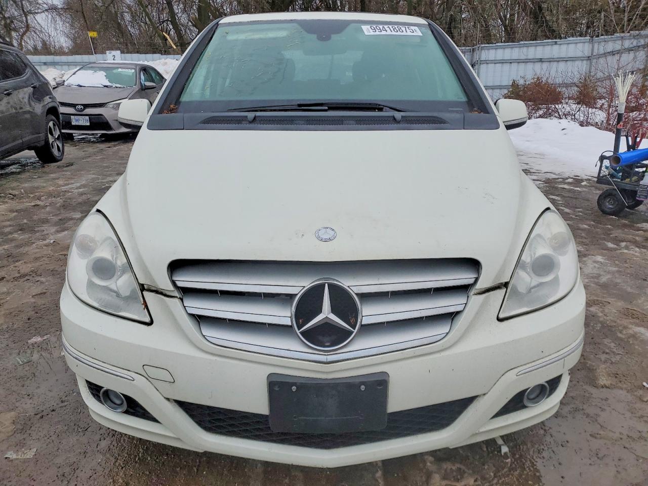 2009 Mercedes Benz B200 Белый vin: WDDFH33XX9J479960