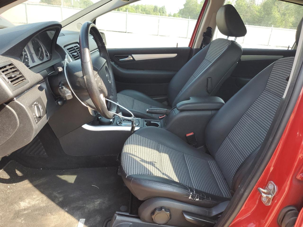 2008 Mercedes-benz B200 Red vin: WDDFH34X28J363617