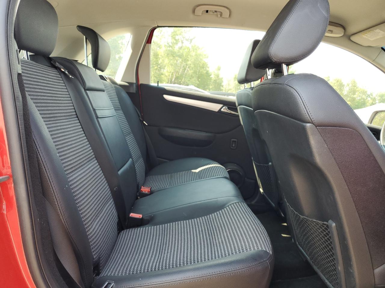 2008 Mercedes-benz B200 Red vin: WDDFH34X28J363617