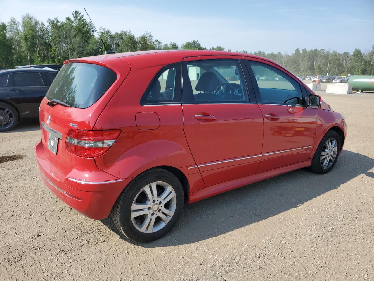 2008 Mercedes-benz B200 Red vin: WDDFH34X28J363617