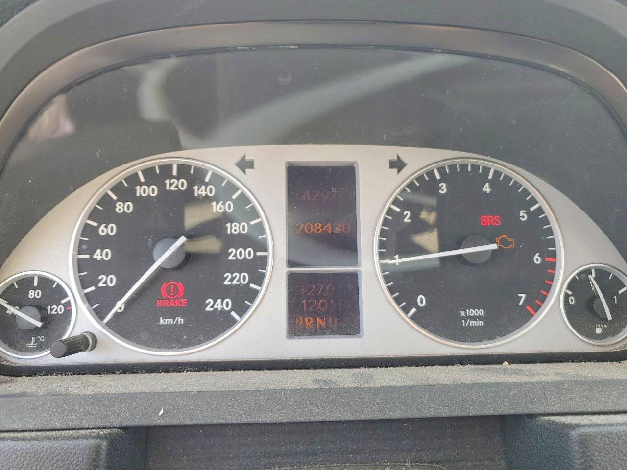 2010 Mercedes-benz B200 Белый vin: WDDFH3DB0AJ572526