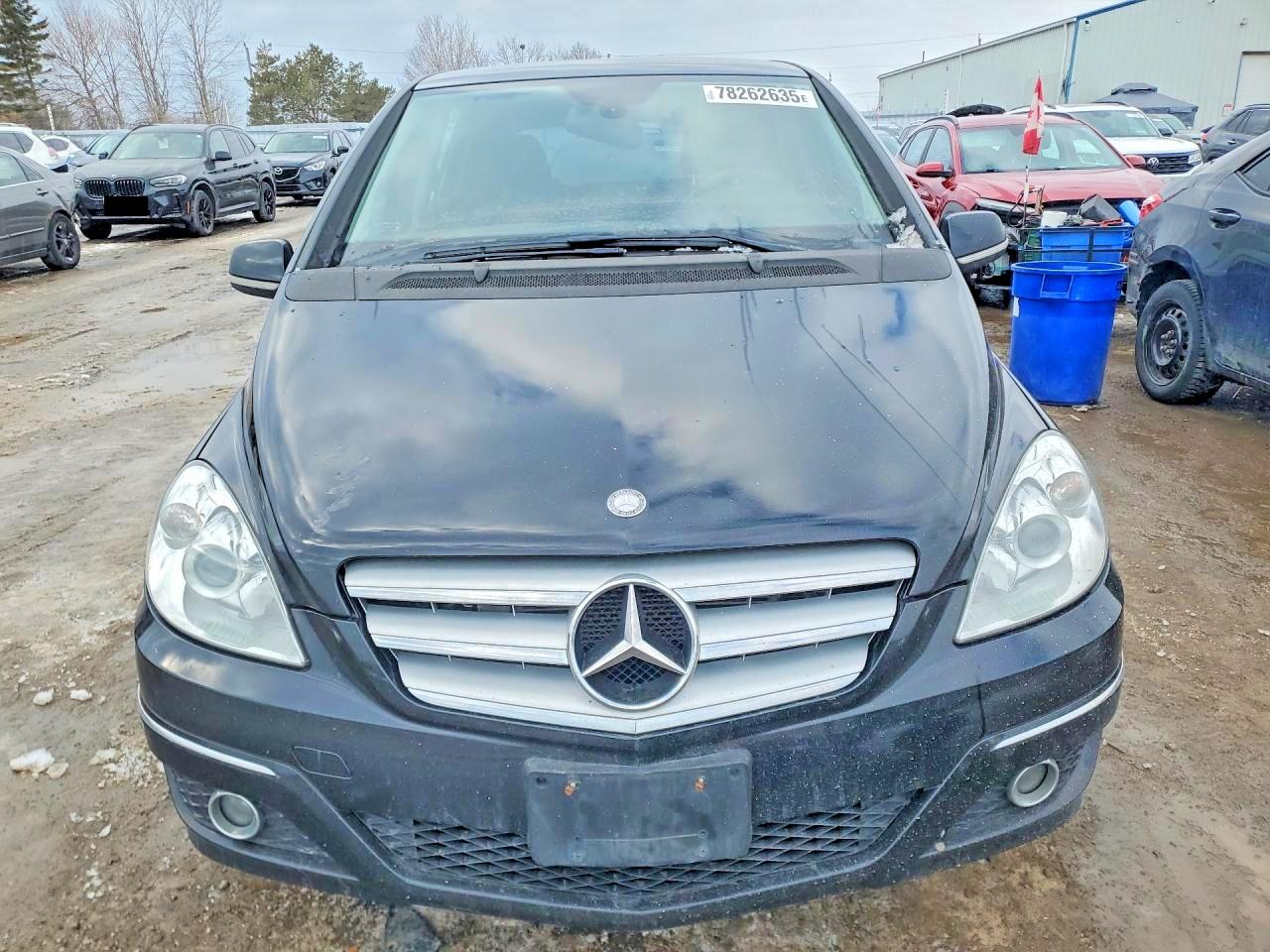 2011 Mercedes Benz B200 Black vin: WDDFH3DB6BJ677833