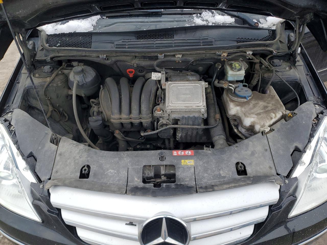 2011 Mercedes Benz B200 Black vin: WDDFH3DB6BJ677833