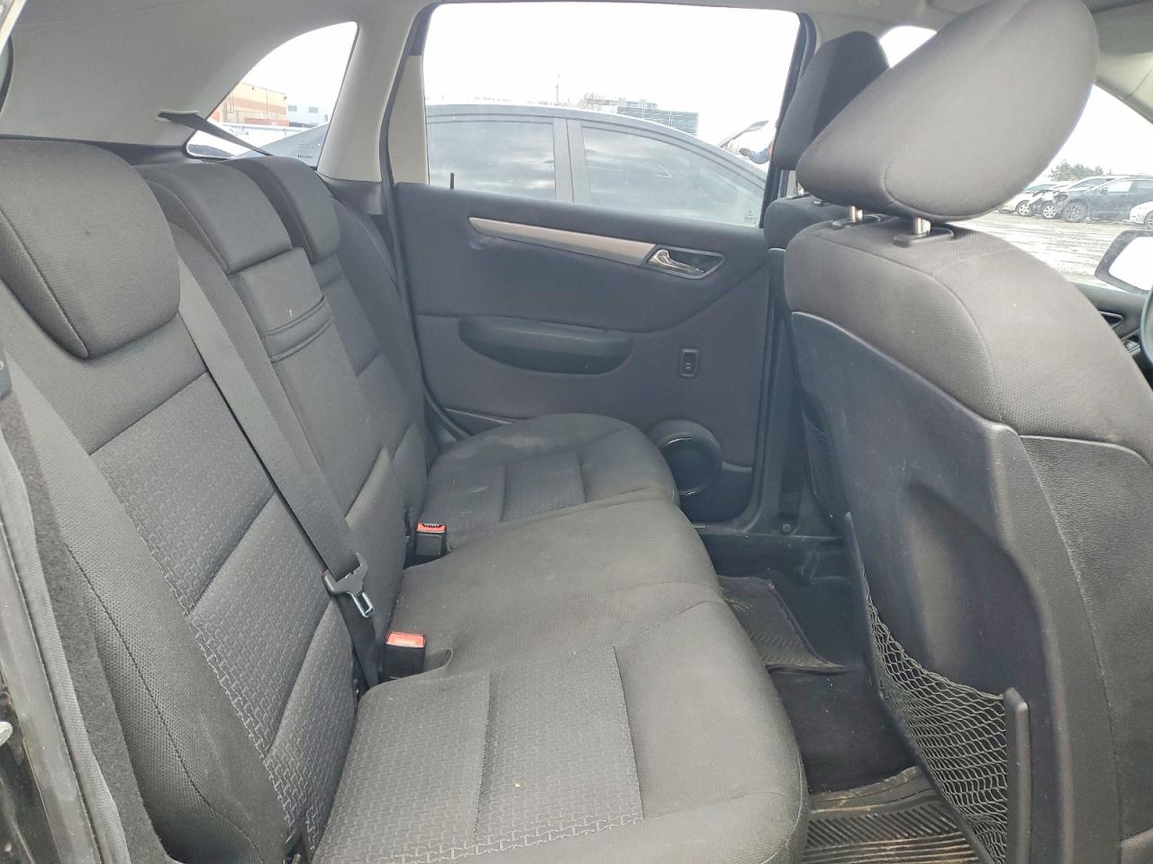 2011 Mercedes Benz B200 Black vin: WDDFH3DB6BJ677833