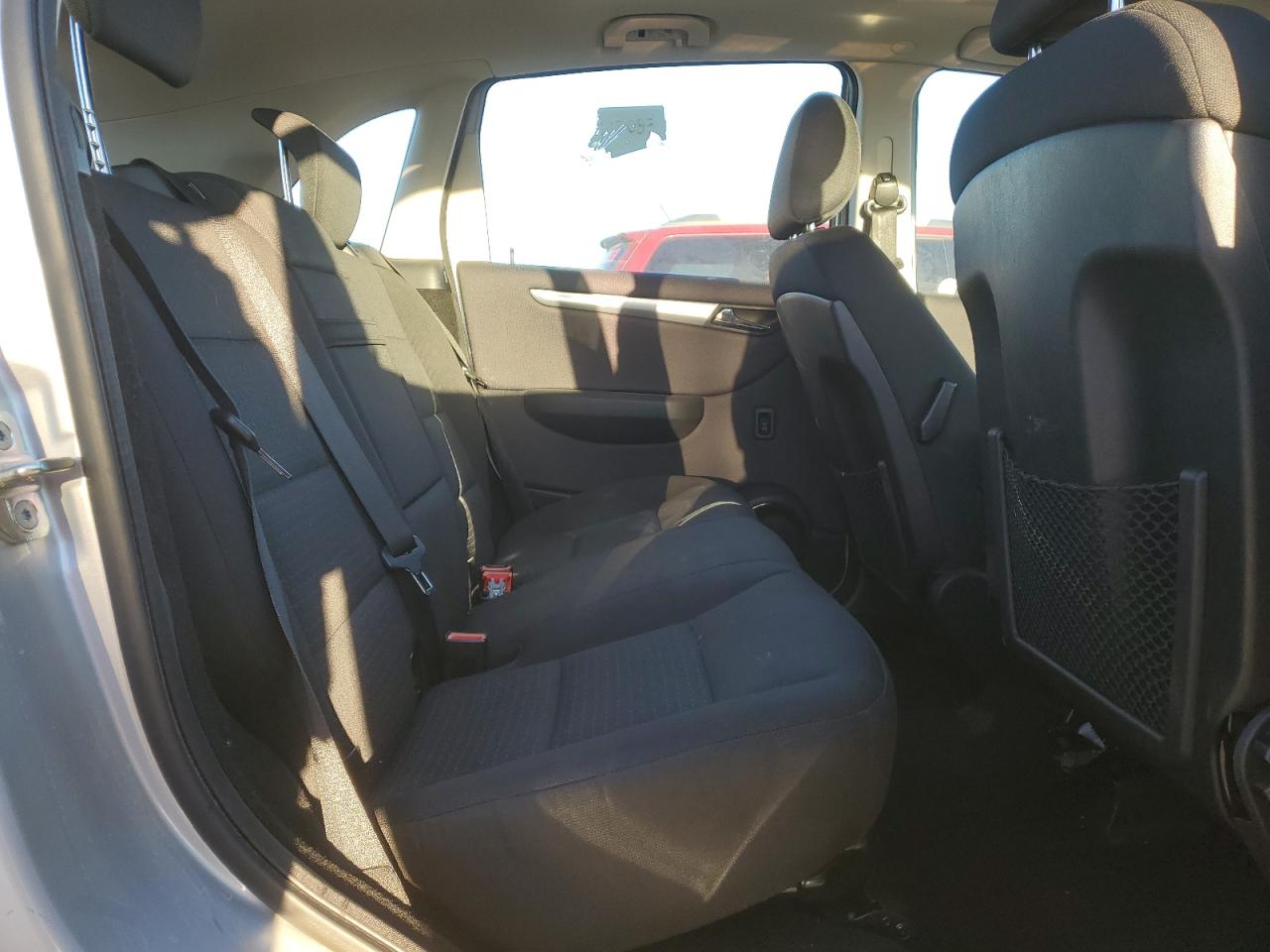 2011 Mercedes-benz B200 Silver vin: WDDFH3DB8BJ718642