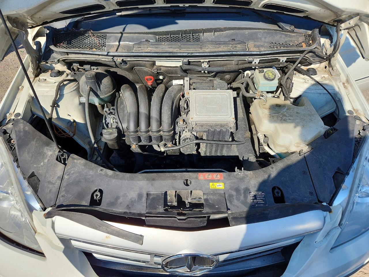 2010 Mercedes-benz B200 Белый vin: WDDFH3DB9AJ595402