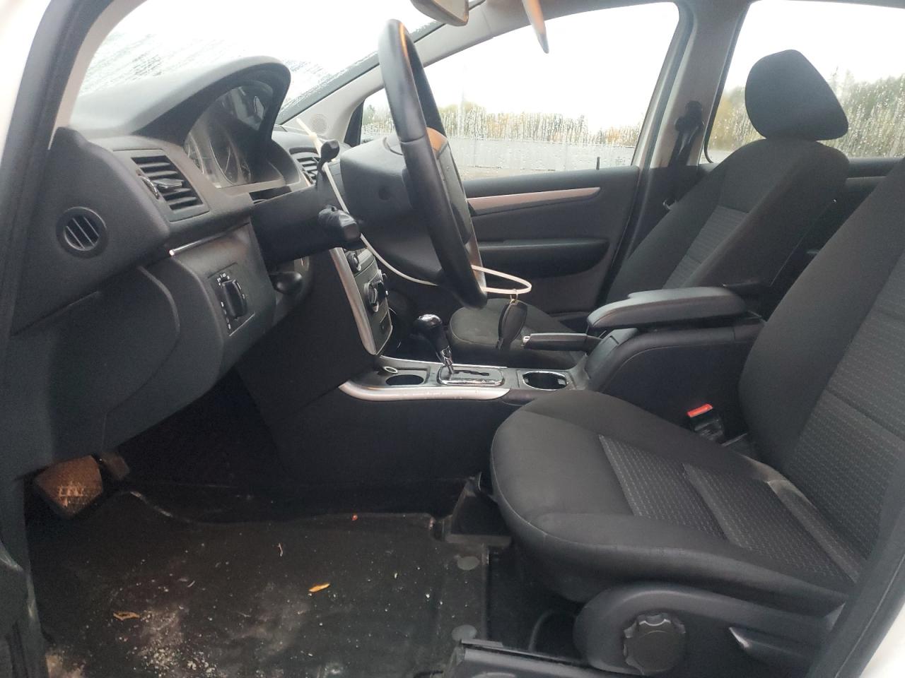 2010 Mercedes-benz B200 White vin: WDDFH3DBXAJ597076