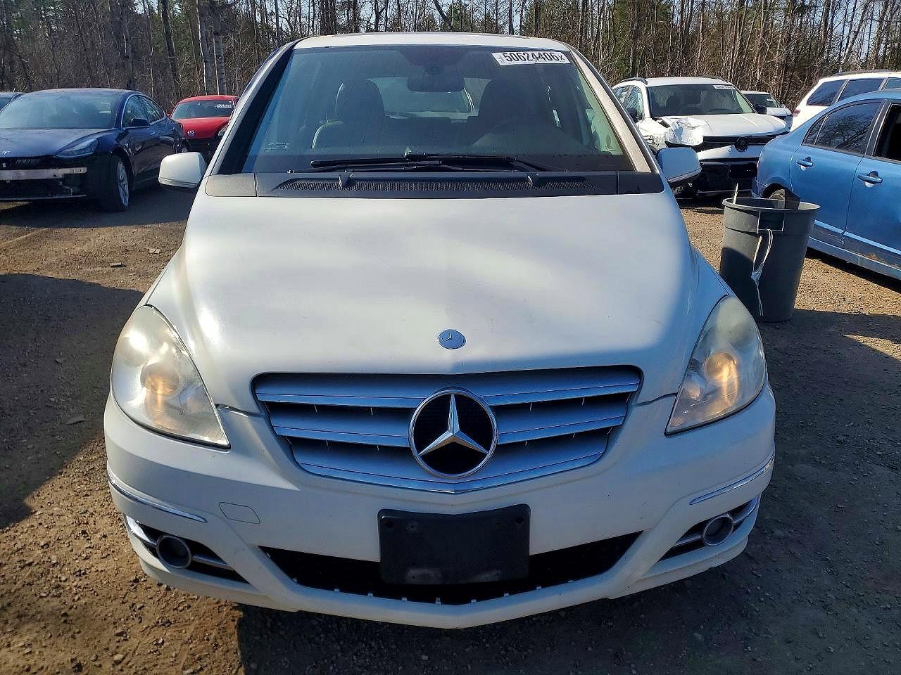 2010 Mercedes-benz B200 T White vin: WDDFH3EB0AJ581368