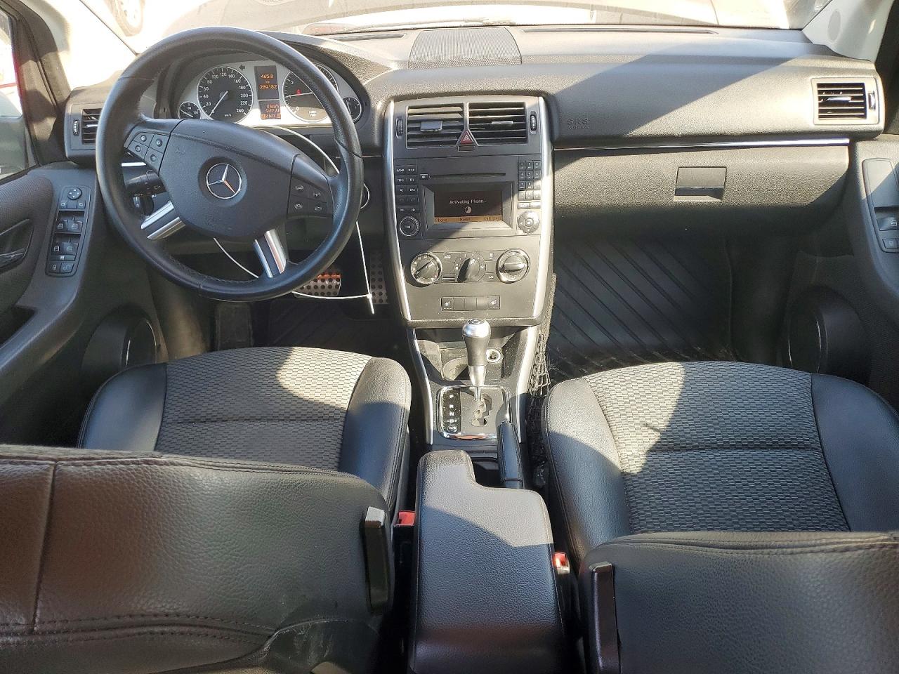 2010 Mercedes-benz B200 T White vin: WDDFH3EB0AJ581368