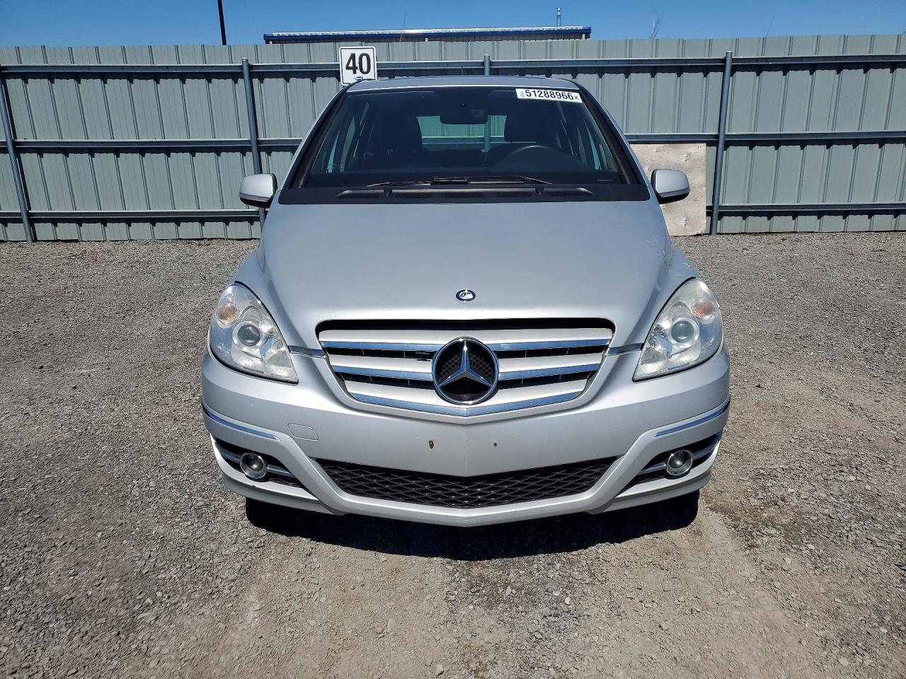 2011 Mercedes-benz B200 T Silver vin: WDDFH3EB3BJ716327
