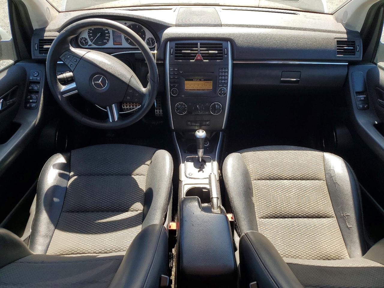 2011 Mercedes-benz B200 T Silver vin: WDDFH3EB3BJ716327