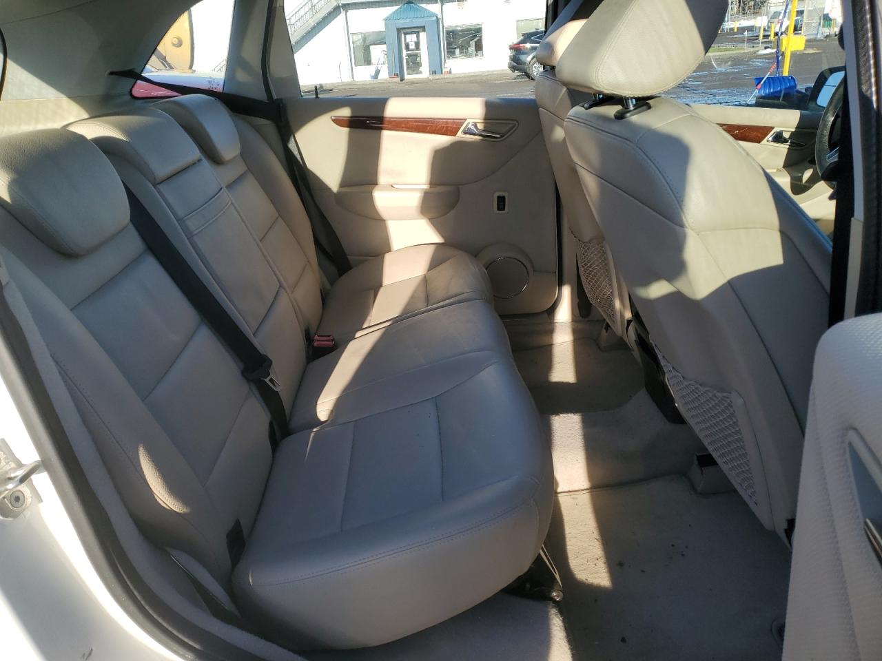 2010 Mercedes-benz B200 T White vin: WDDFH3EB9AJ604291