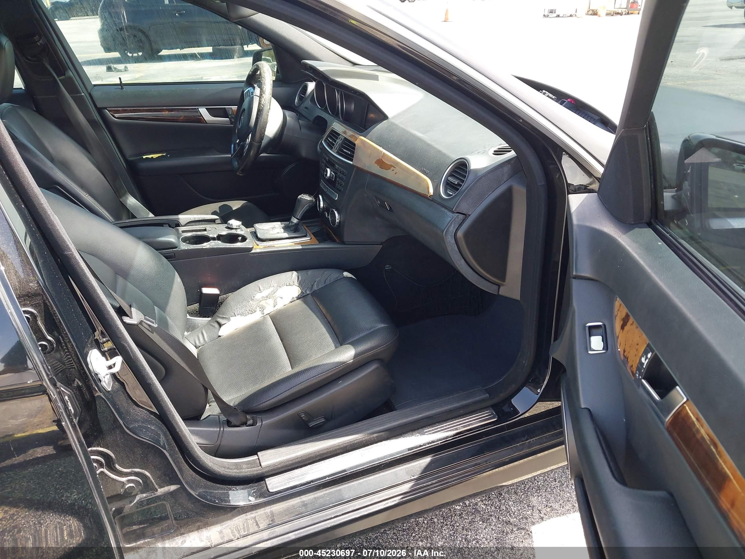 2012 Mercedes-benz C 250 Luxury/sport Black vin: WDDGF4HB0CA604646