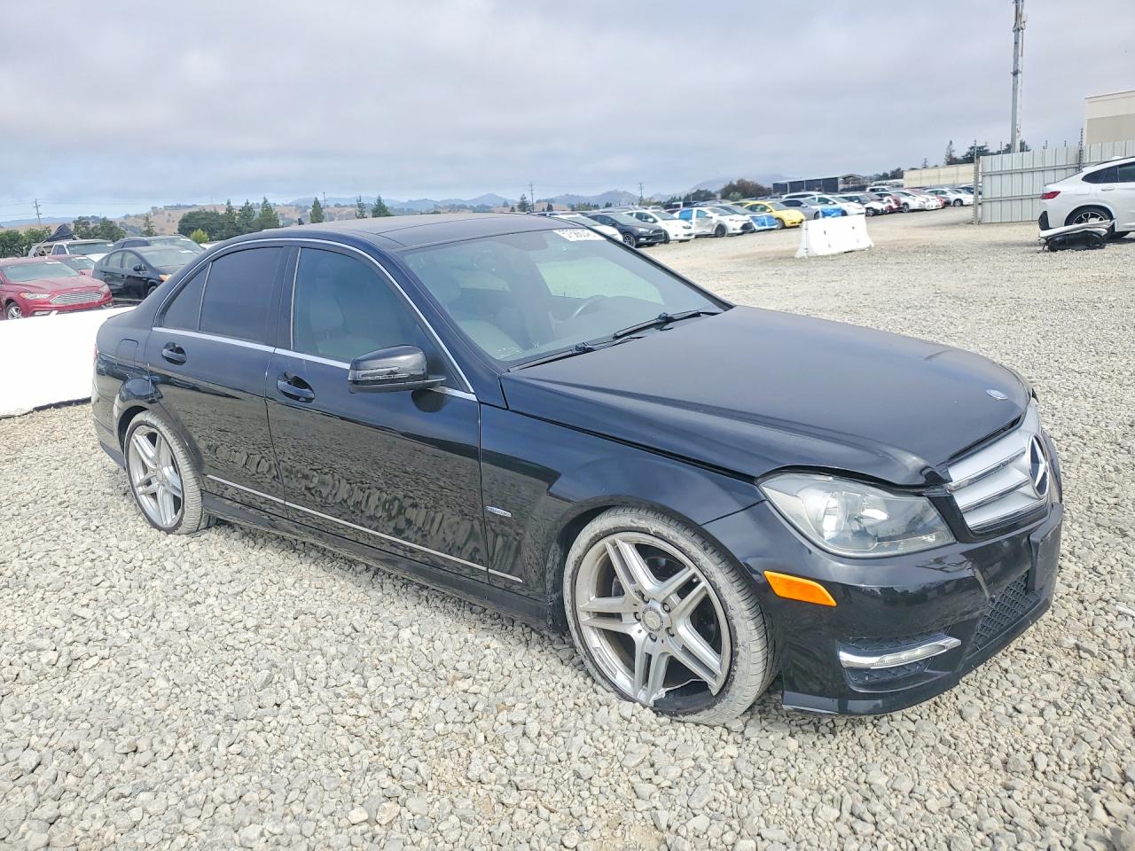 2012 Mercedes-benz C 250 Черный vin: WDDGF4HB0CA644287