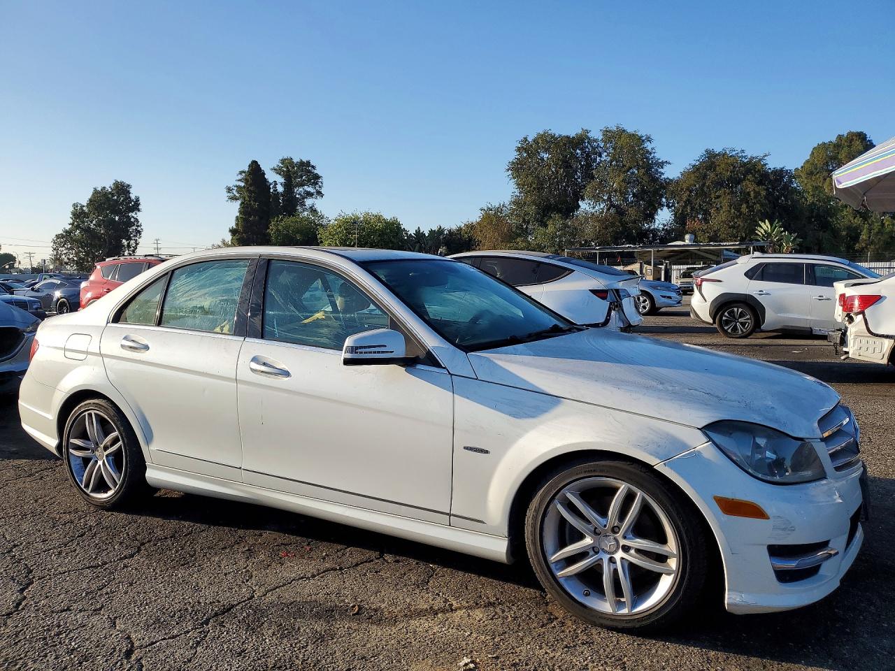2012 Mercedes-benz C 250 White vin: WDDGF4HB0CR222747