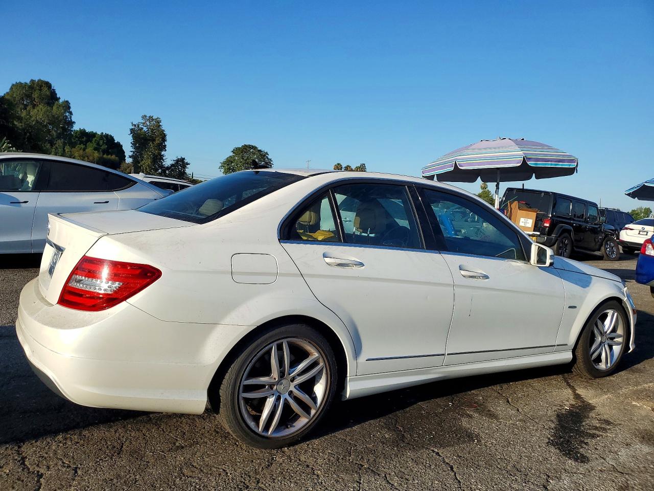2012 Mercedes-benz C 250 White vin: WDDGF4HB0CR222747