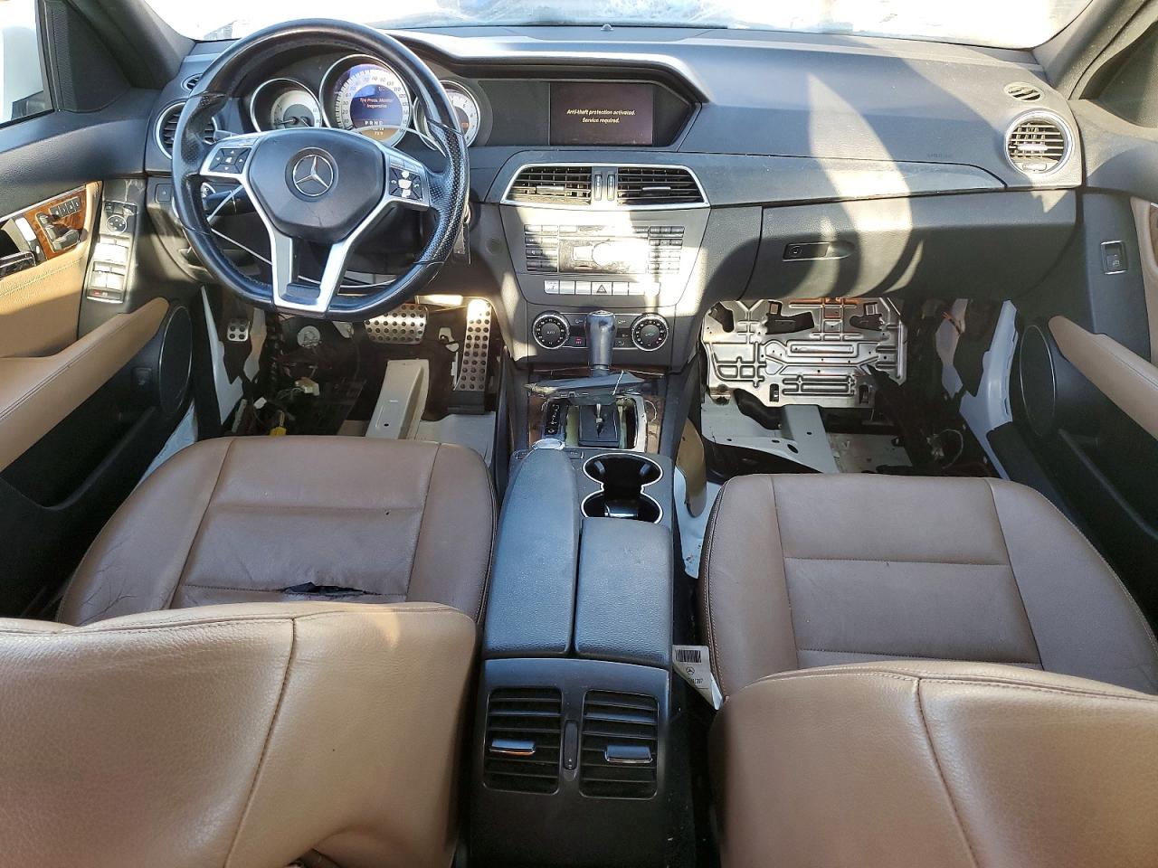 2012 Mercedes-benz C 250 White vin: WDDGF4HB0CR222747