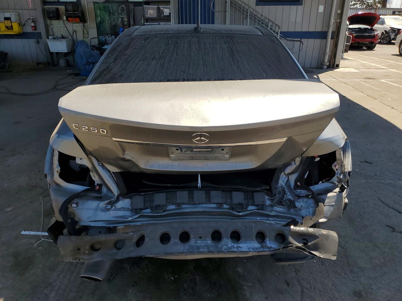 2012 Mercedes-benz C 250 Silver vin: WDDGF4HB0CR238091
