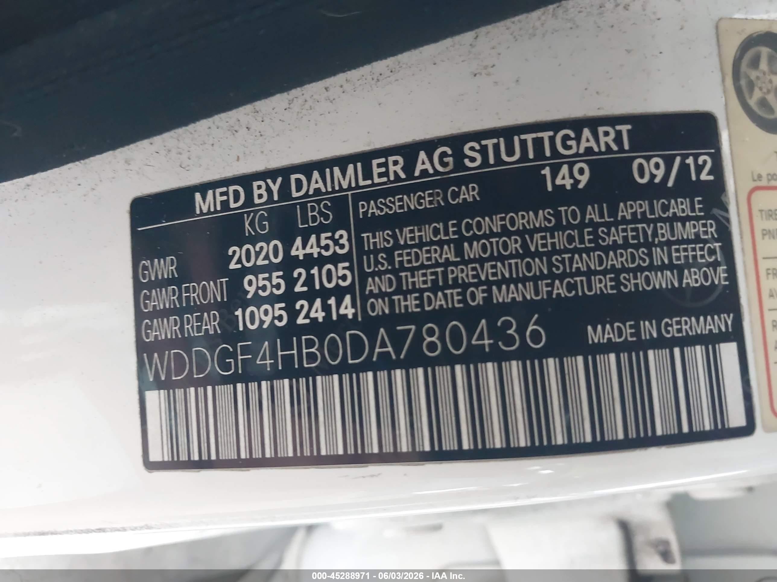 2013 Mercedes-benz C 250 Sport Белый vin: WDDGF4HB0DA780436