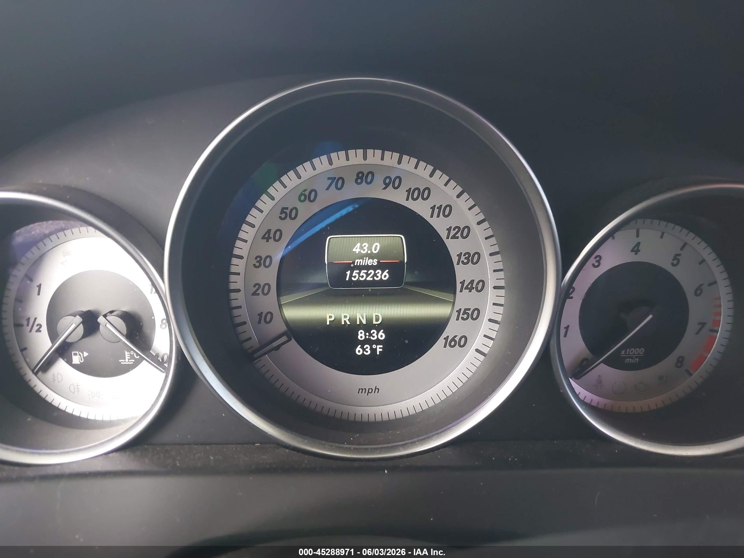 2013 Mercedes-benz C 250 Sport Белый vin: WDDGF4HB0DA780436