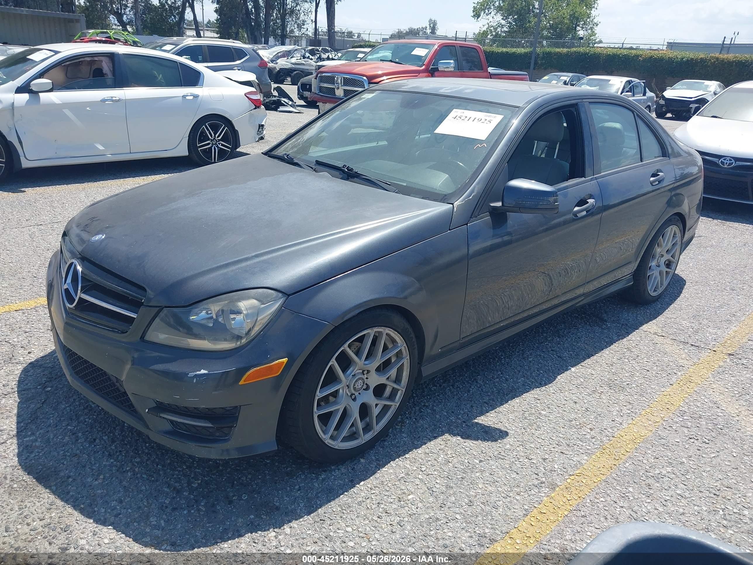 2013 Mercedes-benz C 250 Sport Gray vin: WDDGF4HB0DA789895