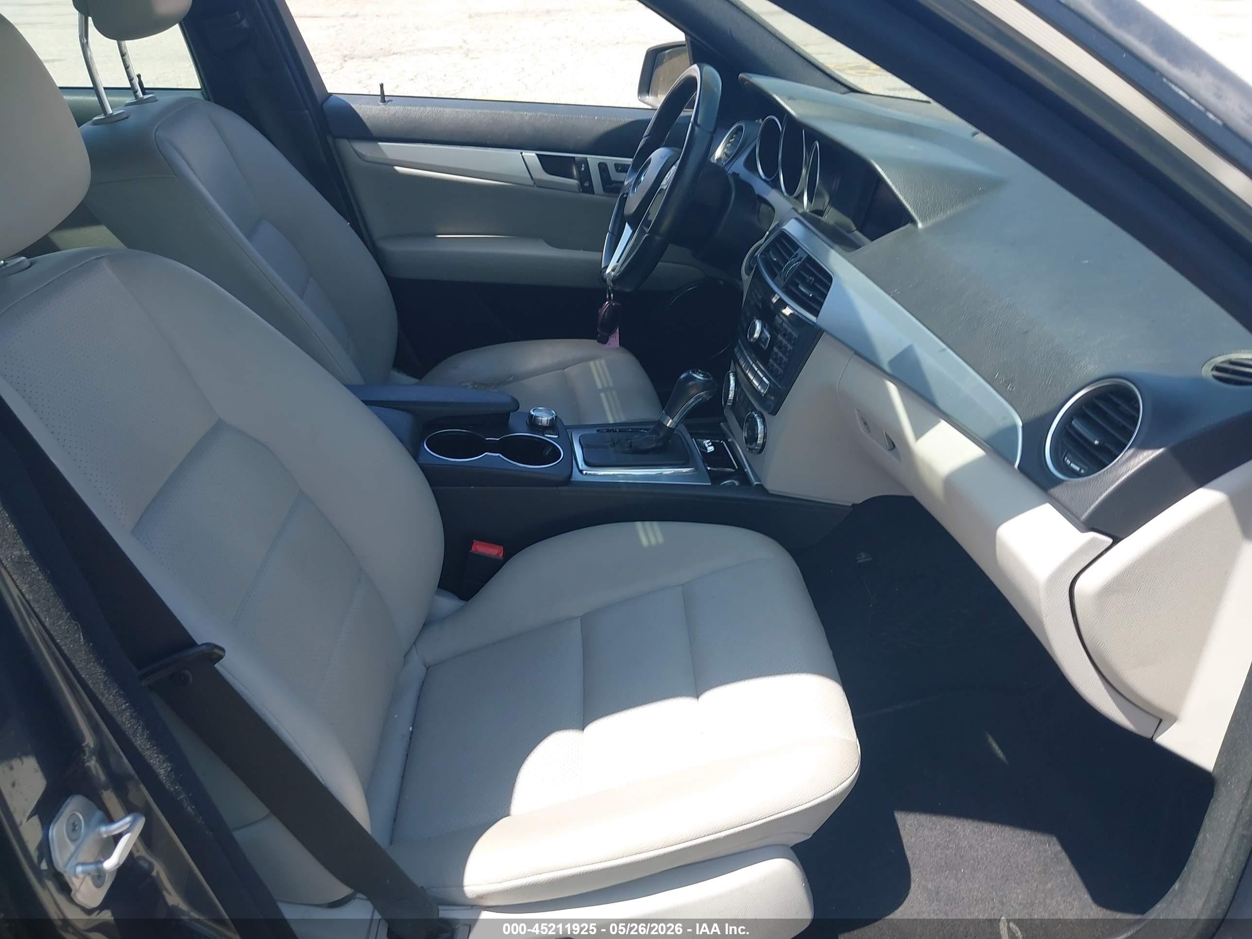 2013 Mercedes-benz C 250 Sport Gray vin: WDDGF4HB0DA789895