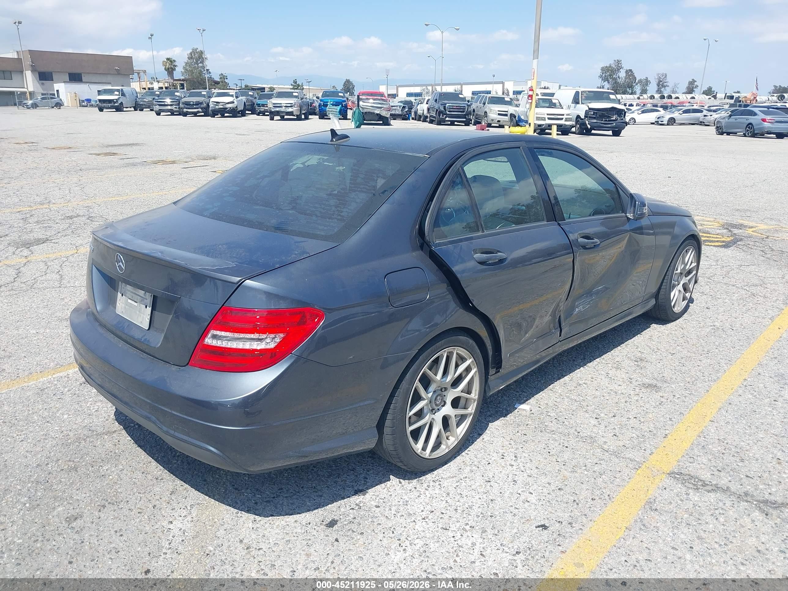 2013 Mercedes-benz C 250 Sport Gray vin: WDDGF4HB0DA789895