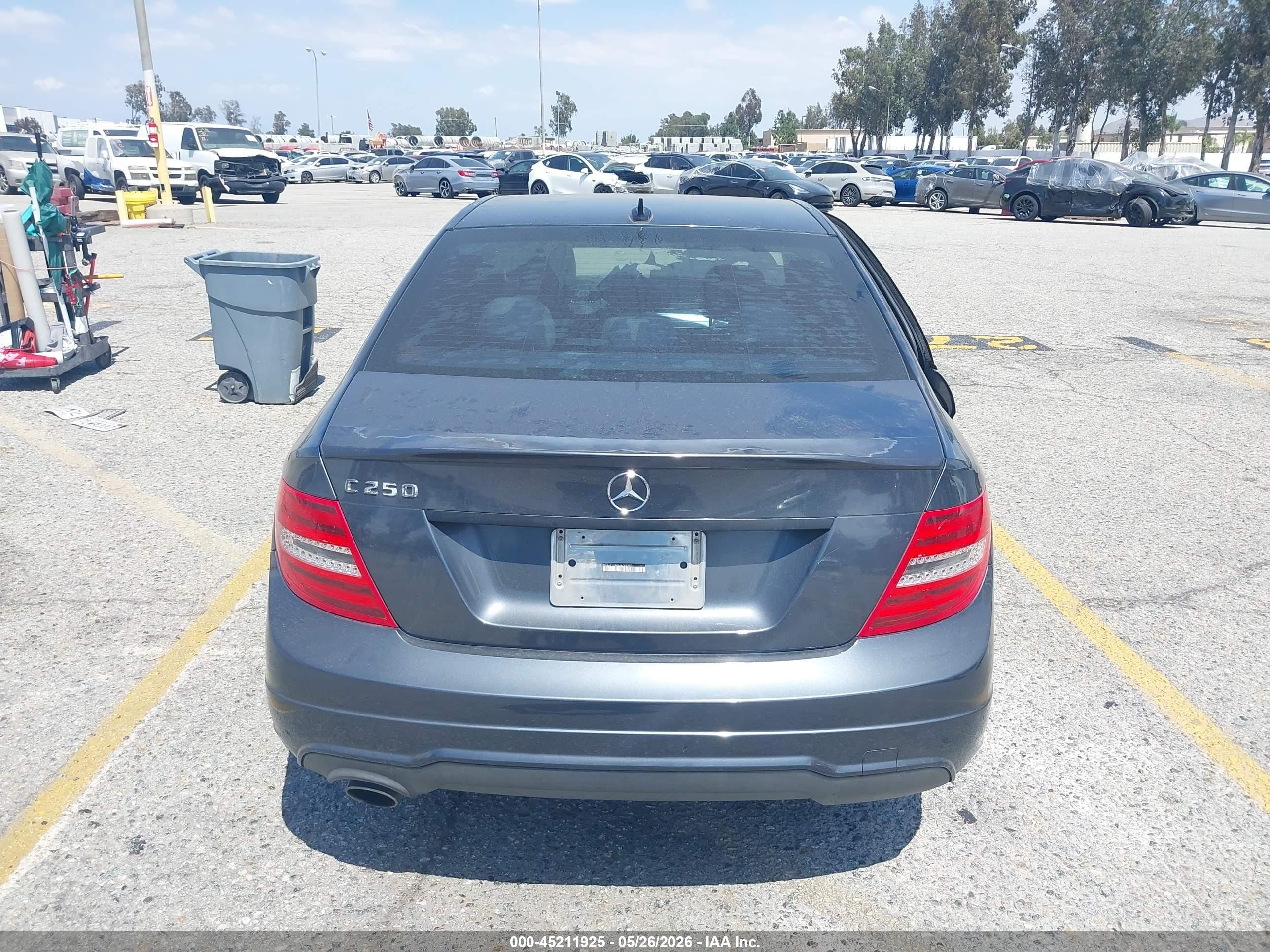 2013 Mercedes-benz C 250 Sport Gray vin: WDDGF4HB0DA789895