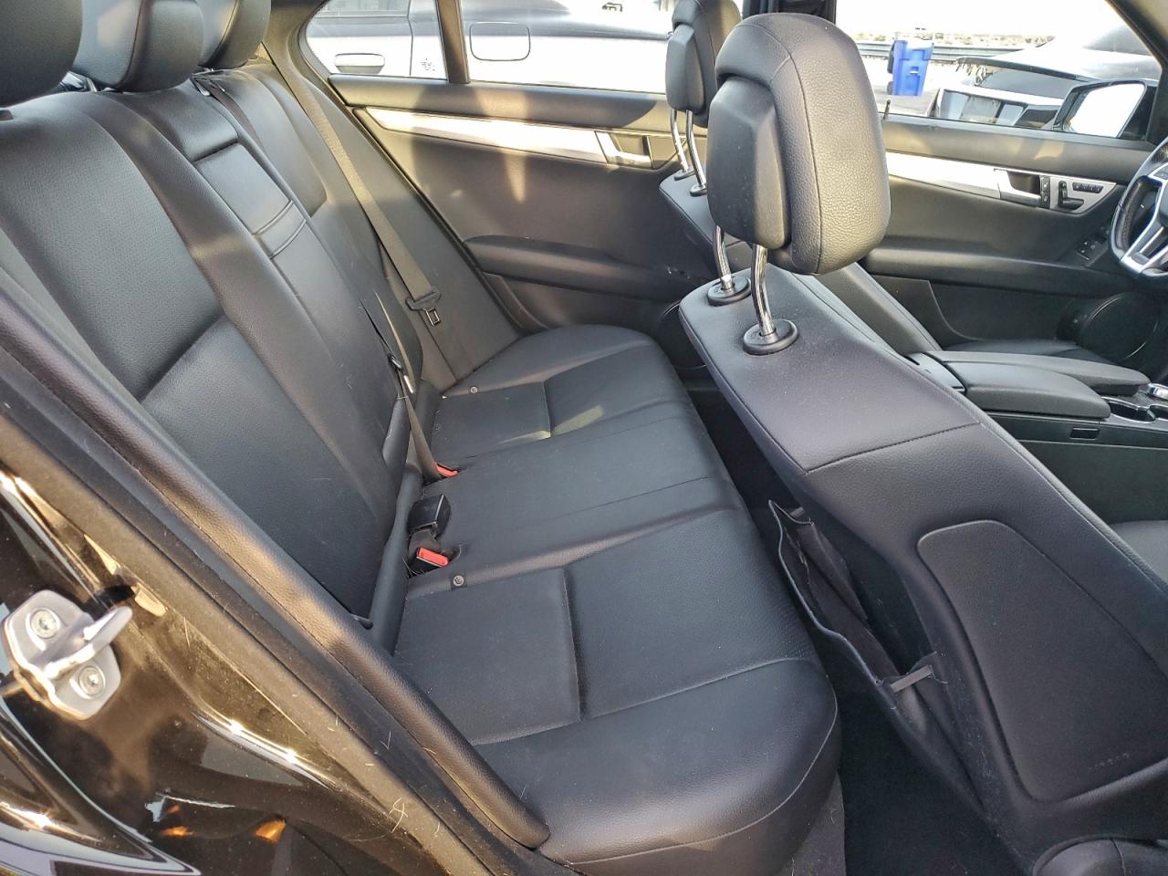 2013 Mercedes-benz C 250 Black vin: WDDGF4HB0DA803813