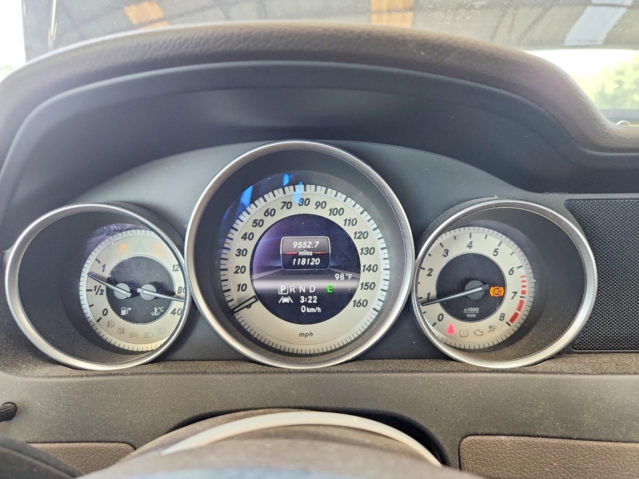 2013 Mercedes-benz C 250 Blue vin: WDDGF4HB0DA824161