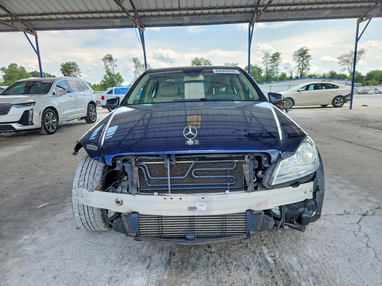 2013 Mercedes-benz C 250 Blue vin: WDDGF4HB0DA824161