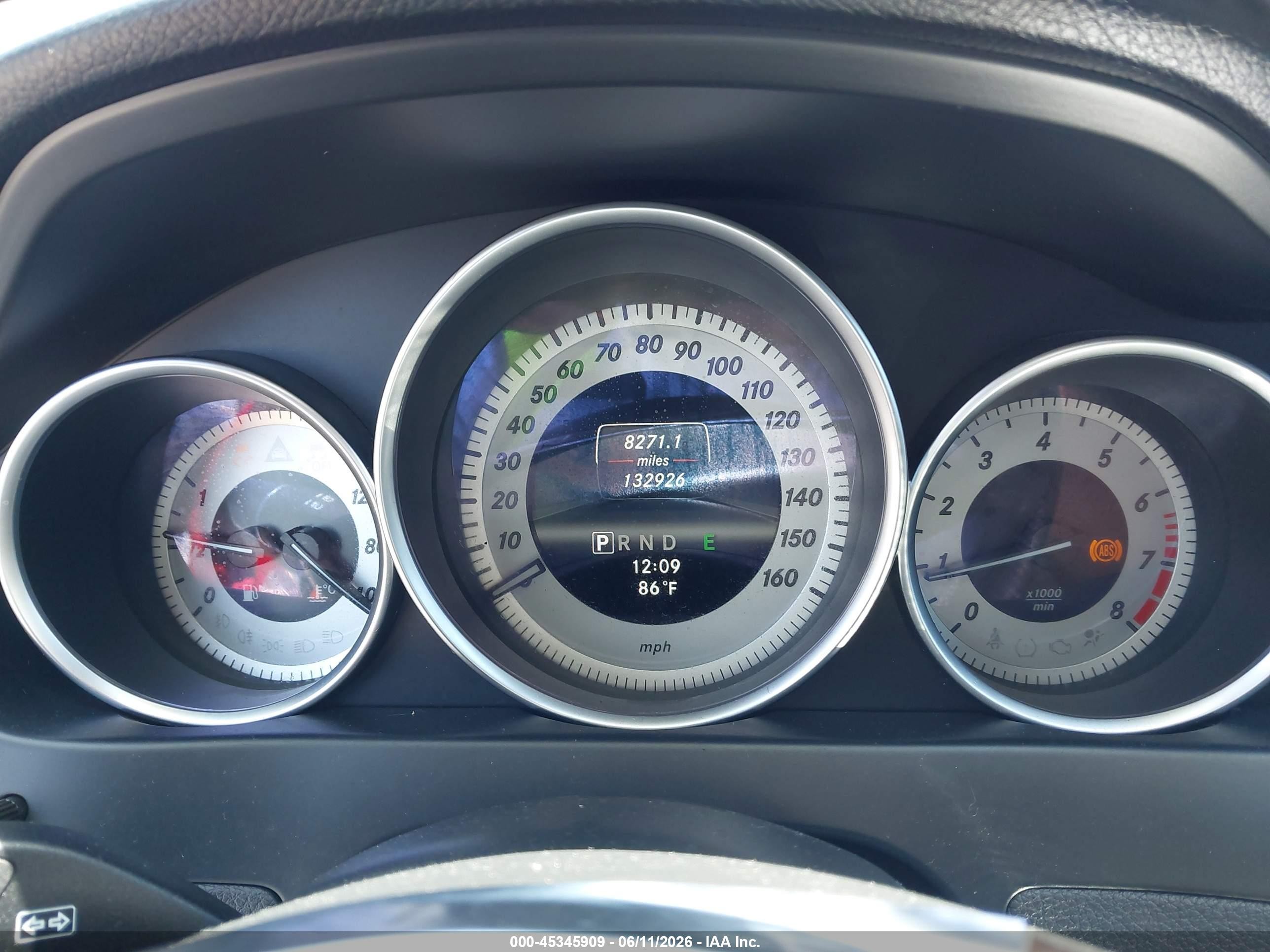 2013 Mercedes-benz C 250 Sport Красный vin: WDDGF4HB0DA852994