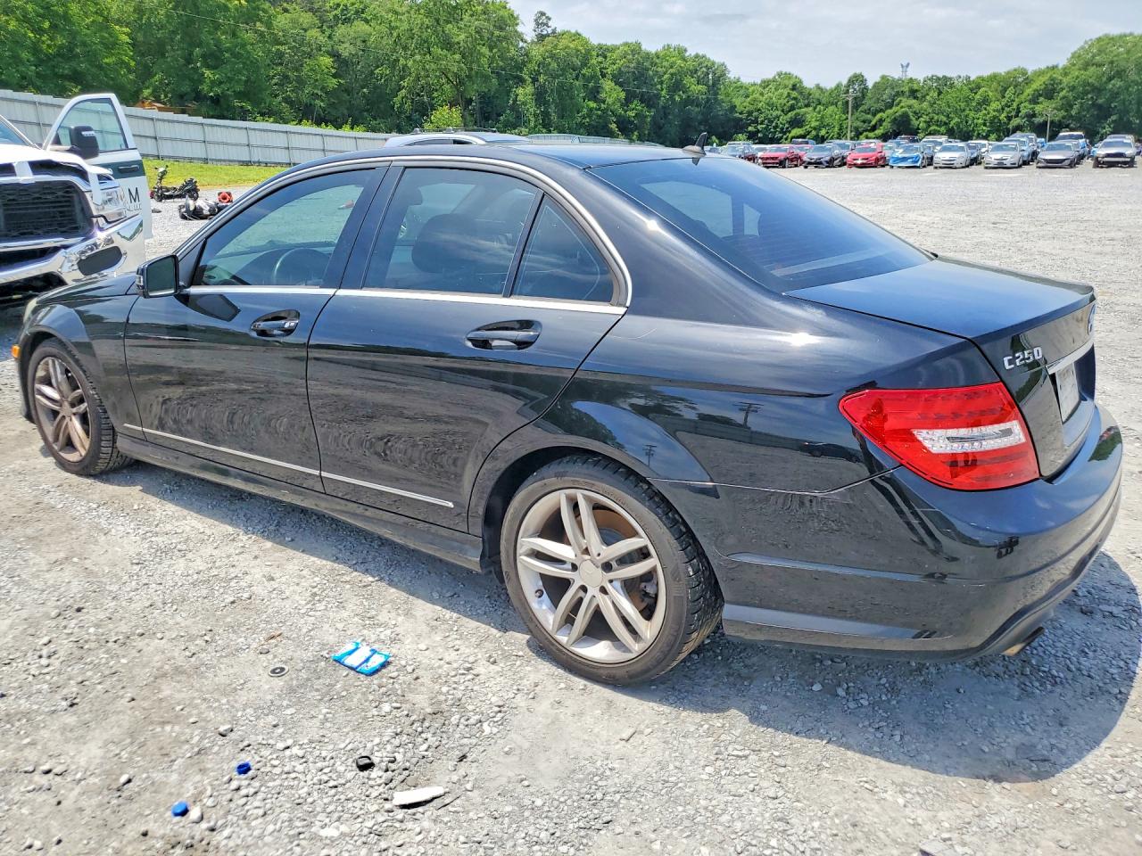 2013 Mercedes-benz C 250 Black vin: WDDGF4HB0DG080915