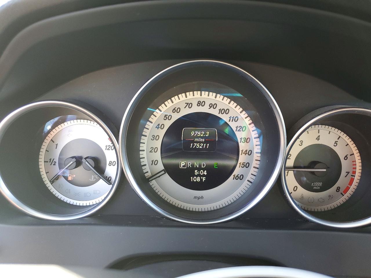 2013 Mercedes-benz C 250 Gray vin: WDDGF4HB0DR254793