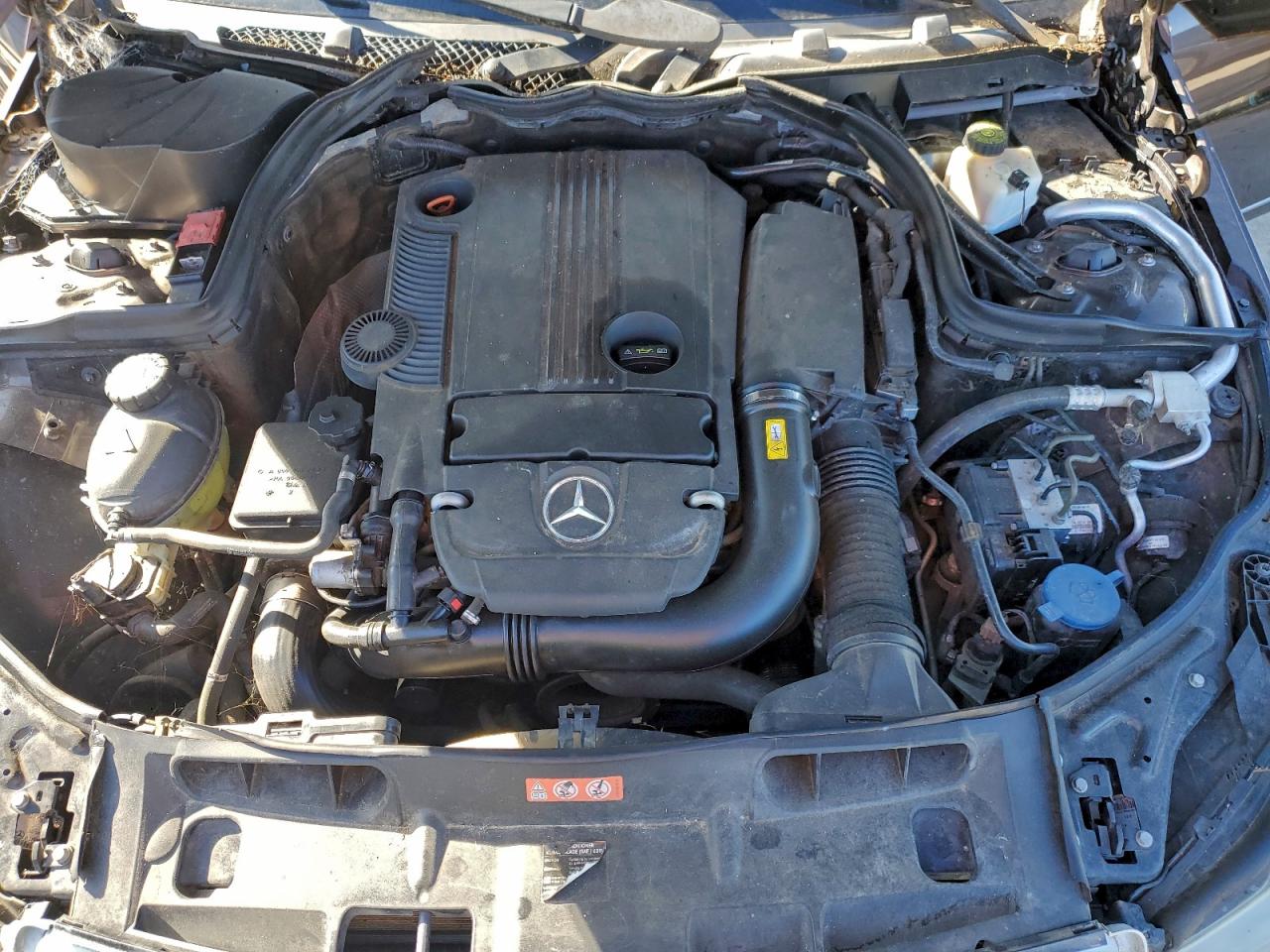 2013 Mercedes-benz C 250 Brown vin: WDDGF4HB0DR264367