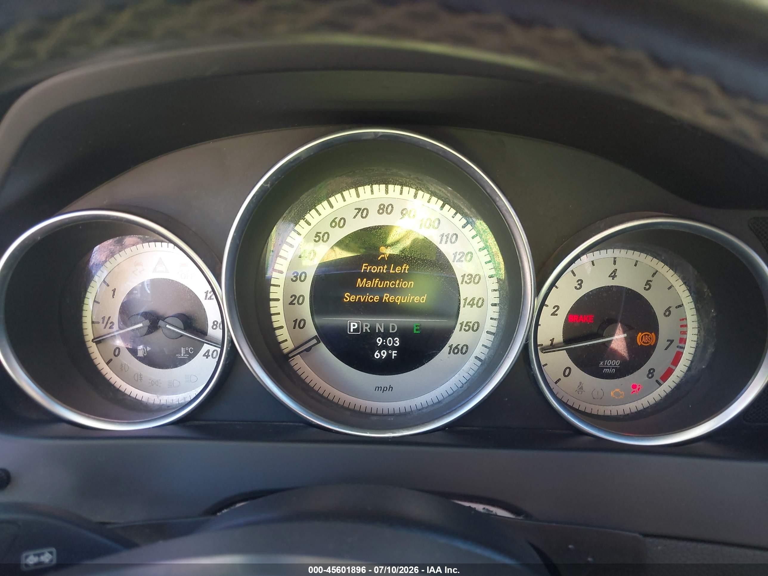 2013 Mercedes-benz C 250 Sport Серый vin: WDDGF4HB0DR273781