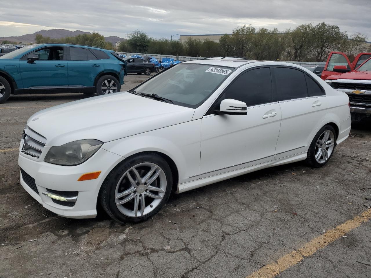 2013 Mercedes-benz C 250 White vin: WDDGF4HB0DR275014